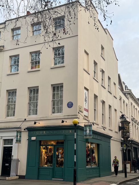 https://bloomsburyflorist.org.uk/blog/where-to-buy-flowers-on-bedford-square-bloomsbury/